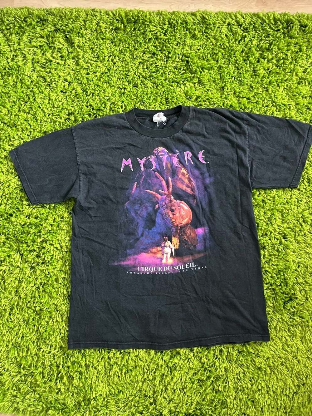 Vintage Cirque du Soleil Mystère Treasure Island Las Vegas T-Shirt